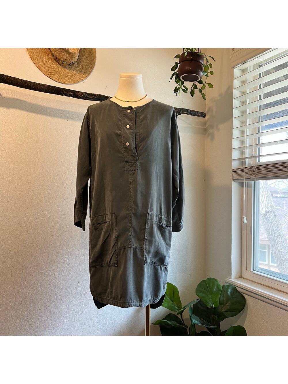 GAP Sage Green Linen Blend Utility Pockets Slip on Summer Dress Small